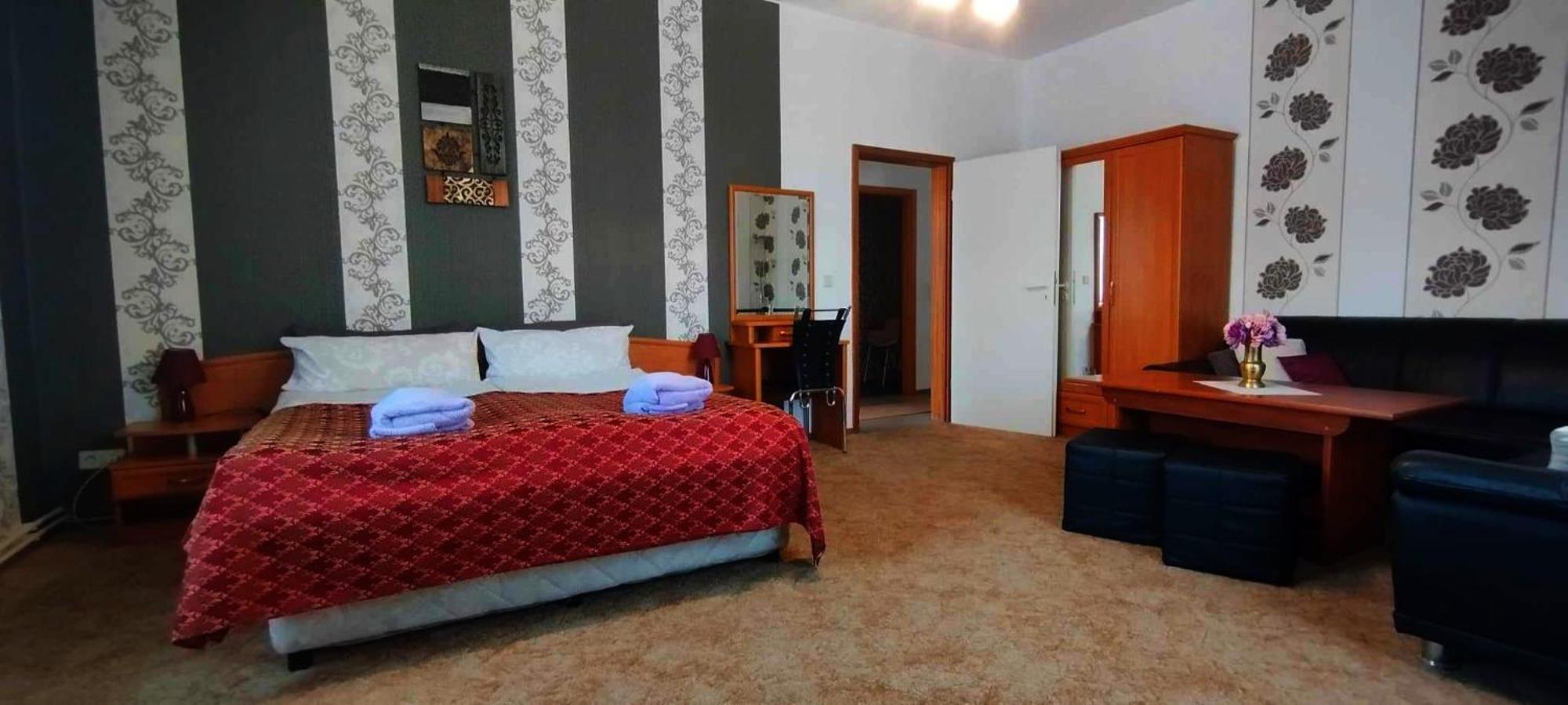Grosse Wohnung Mit Terrasse Im Altstadtzentrum - Ferienwohnung Chiplakoff Blankenburg  Luaran gambar