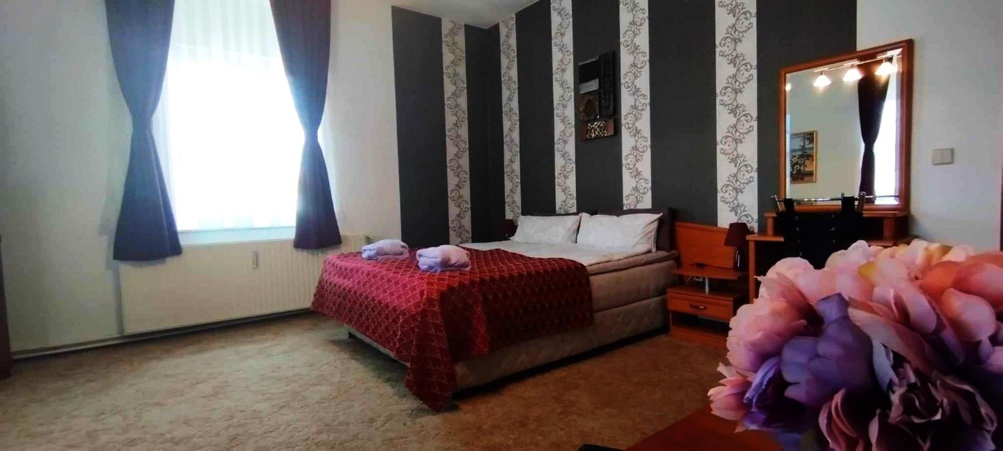 Grosse Wohnung Mit Terrasse Im Altstadtzentrum - Ferienwohnung Chiplakoff Blankenburg  Luaran gambar