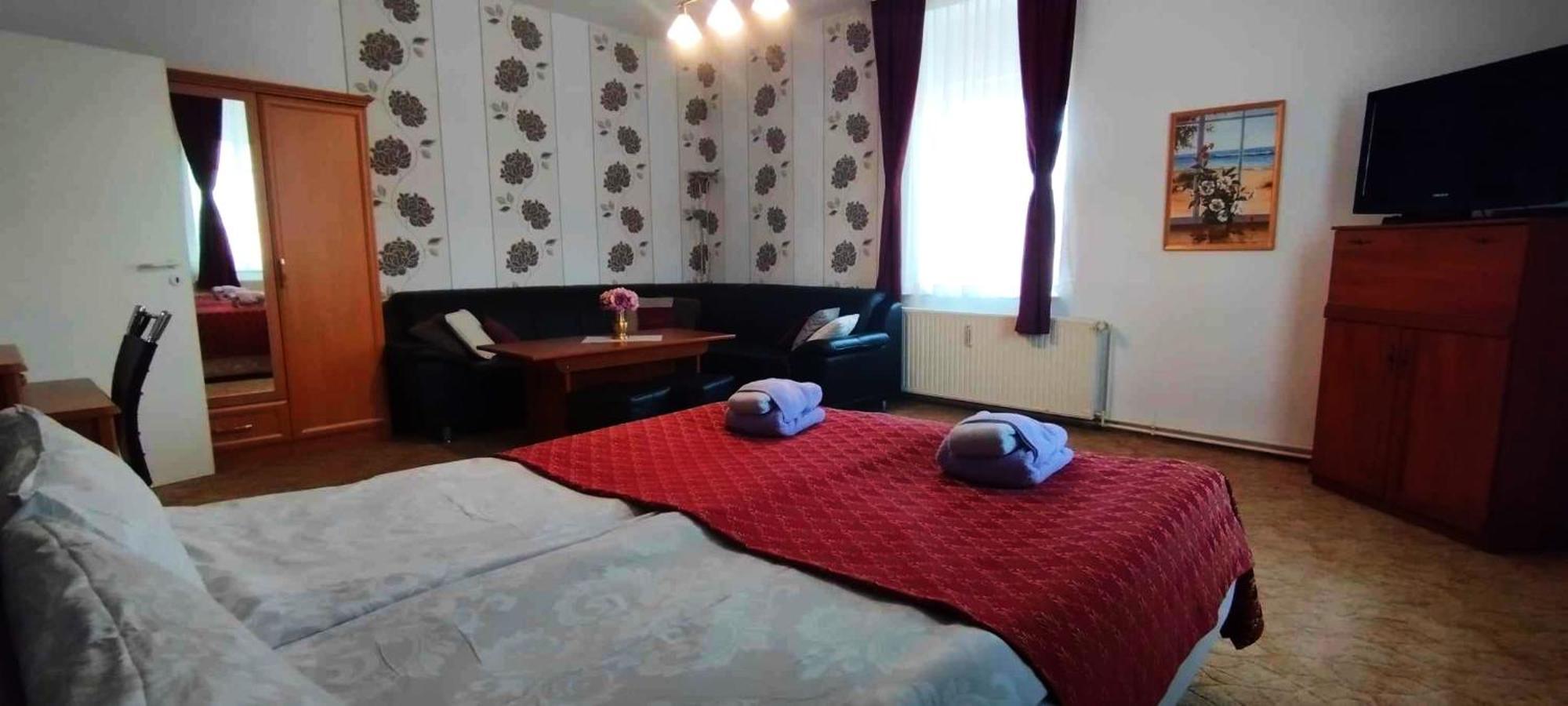 Grosse Wohnung Mit Terrasse Im Altstadtzentrum - Ferienwohnung Chiplakoff Blankenburg  Luaran gambar